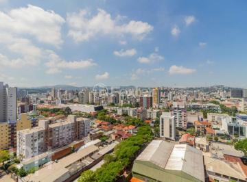 22-APARTAMENTO-3D-MENINO-DEUS-PORTO-ALEGRE-288395.jpg · Apartamento à venda em Menino Deus com 151 m², 3 quartos, 3 suítes, 3 vagas