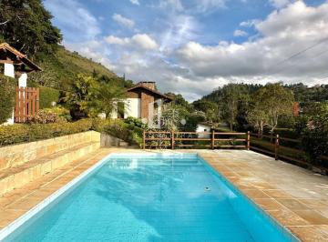 Foto 44 · Casa em Condomínio à Venda em Teresópolis-RJ: 3 quartos, 3 banheiros, 3 vagas de garagem, 195m² de á