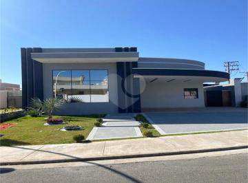 Casa · 235m² · 3 Quartos · 4 Vagas · Condomínio com 3 quartos à venda em Jardim esplanada - SP