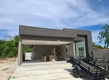 b84ea51c12224f18f947cc6d81114c4fab1ec40b · Casa de alto padrão em condomínio próximo ao centro de Maricá