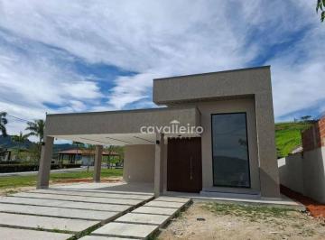 5e3585e5a42e3b503dde4490978751deaef0cb5c · Casa em alto padrão no condomínio perto do centro de Maricá