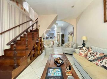 Casa · 73m² · 3 Quartos · 1 Vaga · Tijuca- Rua Marquês de Valença, casa triplex de vila, 3 quartos, 2 suítes, 2 sal