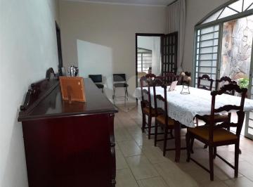 Casa · 225m² · 5 Quartos · 2 Vagas · Casa com 5 quartos à venda em Jardim Anhangüera - SP