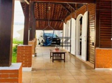 Casa · 240m² · 3 Quartos · 3 Vagas · Fantástica casa a 700 m da praia do Indaia em Caraguatatuba