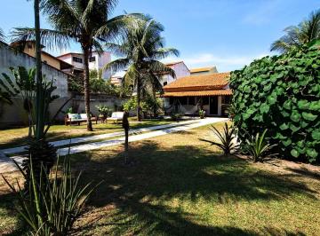 Casa de 3 quartos, Cabo Frio · Casa Independente c/ 940 m² há 1 Quadra da Praia do Peró