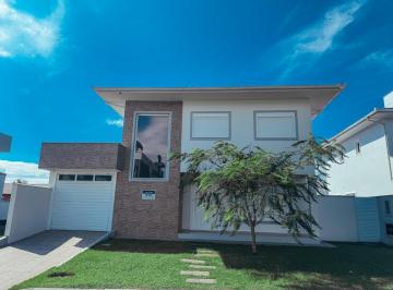 202505221951594645.jpeg · Casa em Condomínio para Venda em Florianópolis, Campeche, 3 dormitórios, 1 suíte, 4 banheiros, 3 vag