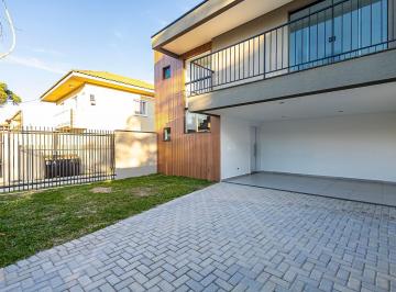 Casa · 126m² · 3 Quartos · 2 Vagas · Sobrado de Frente para Rua no Campo Comprido 126 m² 3 Quartos (Suíte c/ Closet) | Próximo à Positivo