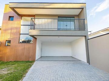 Casa · 126m² · 3 Quartos · 2 Vagas · Sobrado de Frente para Rua no Campo Comprido 126 m² 3 Quartos (Suíte c/ Closet) | Próximo à Positivo