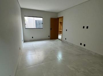 Casa de 3 quartos, Samambaia · Linda casa com 3 suítes e 140 m² na QR 604 em Samambaia