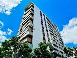 Apartamento · 270m² · 4 Quartos · 3 Vagas · Residências da Beira Rio - AV. BEIRA RIO - 270m², 4 qts, 2 stes, copa/cozinha, DCE