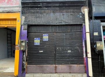 Comercial · 202m² · PRÉDIO NA AV. DANTAS BARRETO COM 2 PAVIMENTOS E BANHEIRO