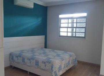 Casa de 3 quartos, São Paulo · Sobrado para venda tem 180 metros quadrados com 3 quartos em Vila Esperança SP