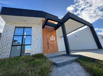 Casa · 115m² · 3 Quartos · 2 Vagas · Casa 3 Quartos com Piscina - Bela Vista