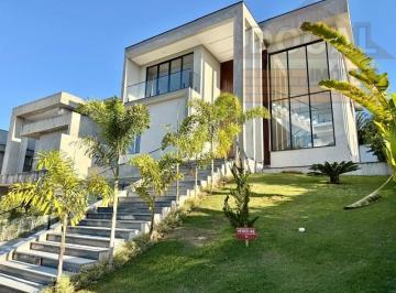 Foto 01 · Casa de Luxo em Condomínio à Venda em Jandira-SP no Jardim do Golf I - 3 quartos, 3 suítes, 3 salas,