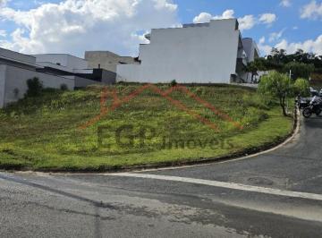 Foto 01 · Terreno de esquina no Residencial Sun Lake, com 261,82m², localização privilegiada, próximo a escola
