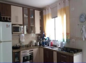 Casa · 125m² · 3 Quartos · 2 Vagas · Sobrado com 125m e 3 quartos no Jardim Britânia