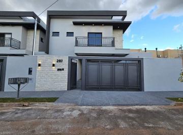 Casa · 148m² · 3 Vagas · Sobrado à venda, 3 suítes, 3 vagas, Carandá Bosque - Campo Grande/MS