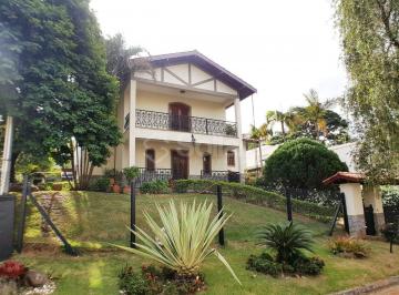 Casa · 300m² · 3 Quartos · 1 Vaga · Casa para alugar no Condomínio Estância Marambaia em Vinhedo, interior de São Paulo.