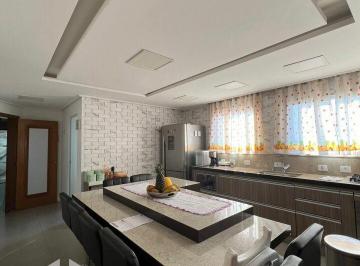 Apartamento · 190m² · 3 Quartos · 4 Vagas · Cobertura à venda com 3 quartos, 1 suíte, 4 vagas, 190m² - Água Rasa