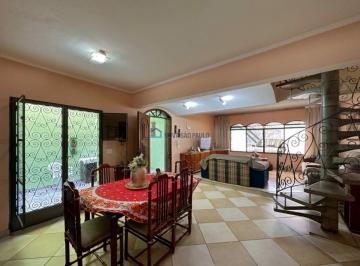 Casa · 120m² · 3 Quartos · 2 Vagas · Sobrado à venda no Parque Colonial com 3 quartos
