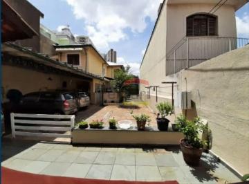 Casa · 300m² · 6 Quartos · 6 Vagas · INVESTIDORES Casa com 3 moradias no Bairro de Santa Teresinha com terreno de 10 X 37