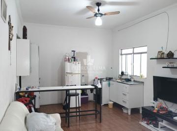 Casa · 100m² · 2 Quartos · 1 Vaga · Casa terrea com 2 quartos, e um salão comercial na frente - Vila Jacui