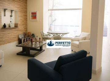 075c67fa6384a72a07958d174008cbf4f16d0153 · Vende - Laranjeiras - Casa Duplex, com 5 quartos, piscina, canil e garagem