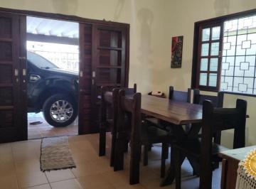 Imagem do Imóvel · Ótima localização casa próximo da Orla do Itaguá, com 3 dorms, sendo 1 suíte, mais 2 banheiros, 2 va