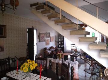 Casa · 195m² · 4 Quartos · 2 Vagas · Casa com 4 quartos à venda em Vila Congonhas - SP