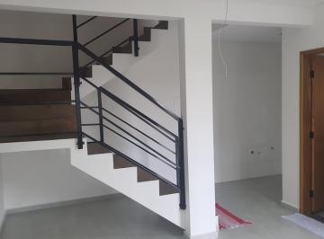 Casa · 100m² · 2 Quartos · 1 Vaga · Sobrado em Vila Santos, Caçapava/SP de 100m² 2 quartos à venda por R$ 300.000,00