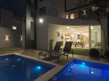 Casa · 316m² · 4 Quartos · 4 Vagas · Sobrado Alto Padrão à Venda | Condomínio Arco de Paris – Foz do Iguaçu/PR