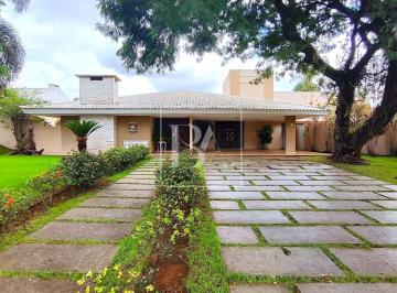 Casa · 580m² · 3 Quartos · 2 Vagas · Casa com 1 suíte master e 2 dormitórios à venda, com 580 m² por R$ 5.000.000 - Condomínio Vila Resid