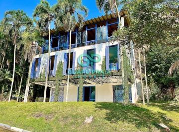 Apartamento · 825m² · 3 Quartos · 6 Vagas · Casa Colonial na Peninsula
