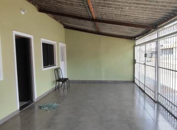 Apartamento de 2 quartos, Ceilândia · Qnn 22 Excelente casa de 2qts + Casa Fundos reformada!
