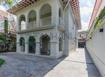Foto 01 · Casa de luxo no Jardim Paulista: 4 quartos, 3 suítes, 5 banheiros, 4 vagas. 400m² de área. Venda ou