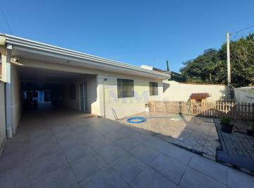 Casa · 220m² · 4 Quartos · 5 Vagas · Casa térrea em ótima localização com terreno de 345 m² no Umbará - Curitiba/PR -