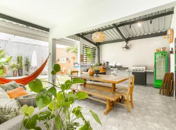 Casa · 300m² · 4 Quartos · 4 Vagas · Sobrado no Planalto Paulista - Rua arborizada, próxima a Whitaker
