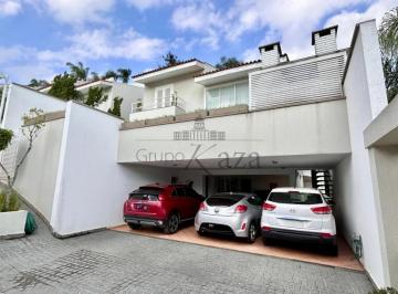 Casa · 470m² · 4 Quartos · 6 Vagas · Casa em Condomínio - Brooklin Paulista - 4 Suítes - 470m².