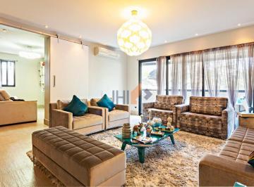 Casa · 245m² · 4 Quartos · 3 Vagas · ALTO PADRÃO NO CORAÇÃO DE MOEMA