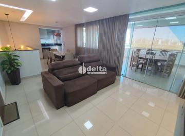 Apartamento · 250m² · 4 Quartos · 4 Vagas · Apartamento disponível para venda no bairro Carajás em Uberlândia-MG