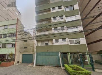 Apartamento · 40m² · 1 Quarto · Excelente apartamento, Centro Histórico, de frente, andar alto.