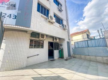 Comercial · 168m² · 15 Quartos · 3 Vagas · Ponto Comercial no Bairro Menino Deus.
