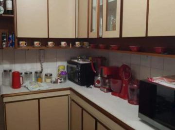 gshgync2nmeymzmynjixy2zm_md · Apto cond Edifício Licosa, 2 dorms, planejados, 1 vaga, aceita permuta
