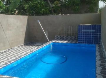 0bgnmfg2njljztnmytk4ytg0_md · Casa em Itanhaem, 2 dorms, 2 vagas, quintal com piscina, 10 minutos da praia