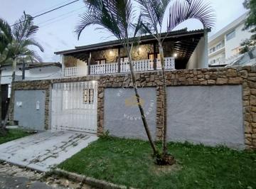 9bab27bd3c1657c79ad8a121868ff269a50d1701 · LINDA CASA À VENDA NO CENTRO DE VINHEDO/SP.