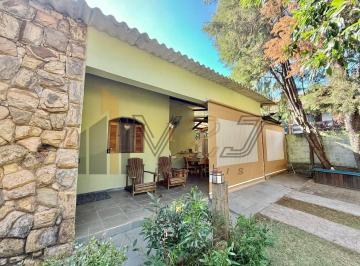 Casa fundos alvenaria · Casa térrea à venda com edícula no Condomínio São Joaquim em Vinhedo - SP.