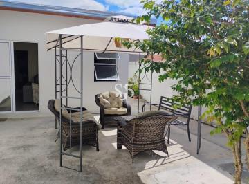 Foto 01 · Casa à venda em Valinhos-SP: 2 quartos, 2 salas, 1 banheiro, 2 vagas, 160m² no Loteamento Residencia