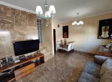 Casa de 3 quartos, Paulínia · Casa com 3 Quartos e 2 banheiro à Venda, 134m² Paulinia São Paulo