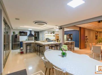 Espaço Gourmet · Casa (sobrado em condominio) 4 dormitórios/suite, cozinha planejada, portaria 24 horas, em condomíni
