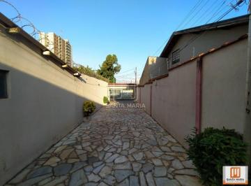 Garagem/estacionamento · Casa (térrea na rua) 4 dormitórios, cozinha planejada